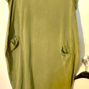 Cotton midi dress with pockets!